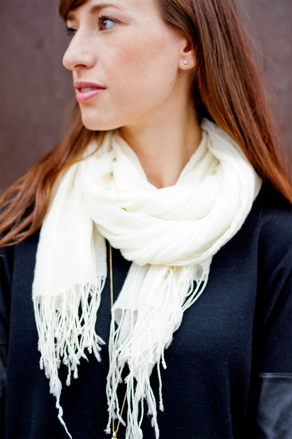 Style Bee in a white scarf.