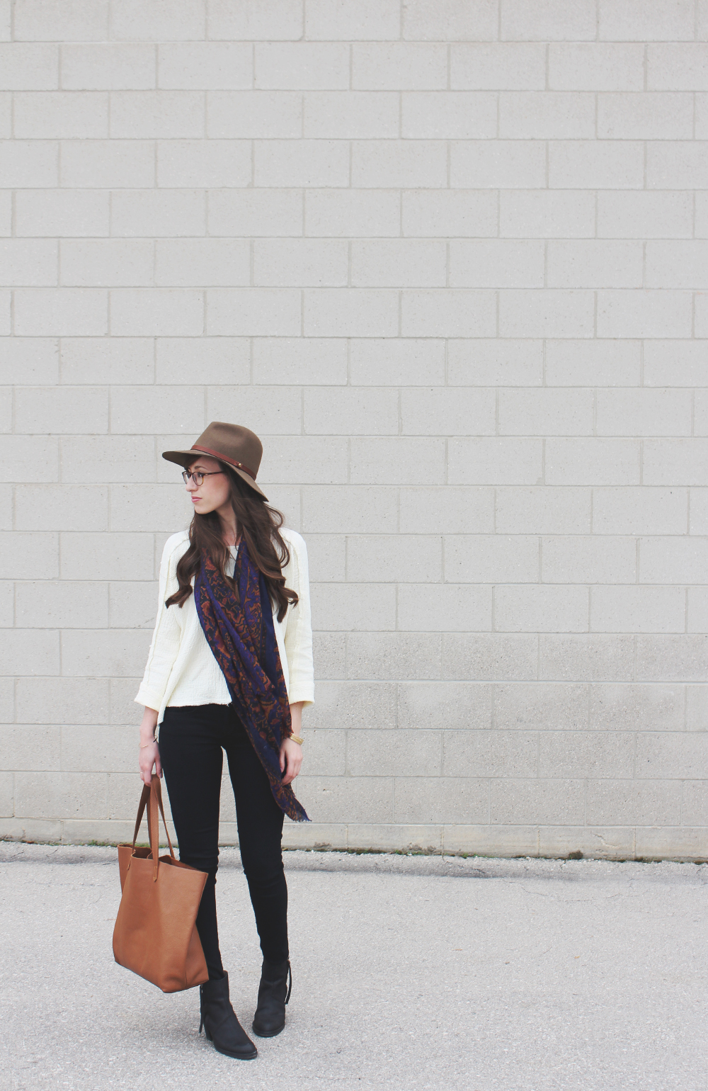 Style Bee - Easy Breezy