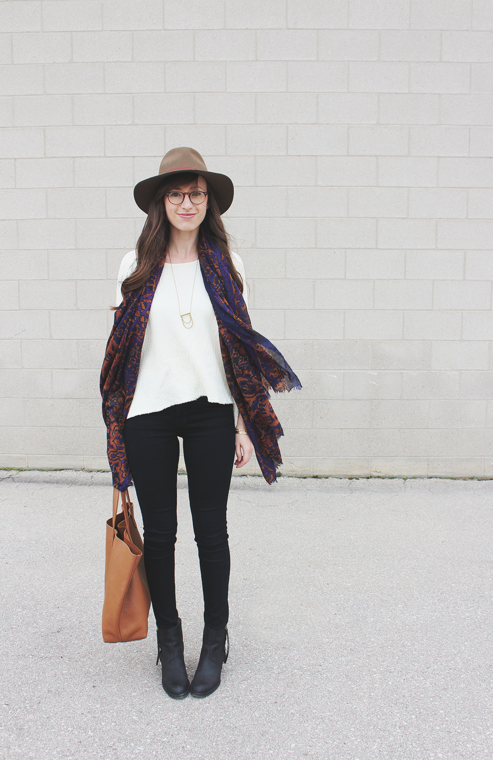 Style Bee - Easy Breezy