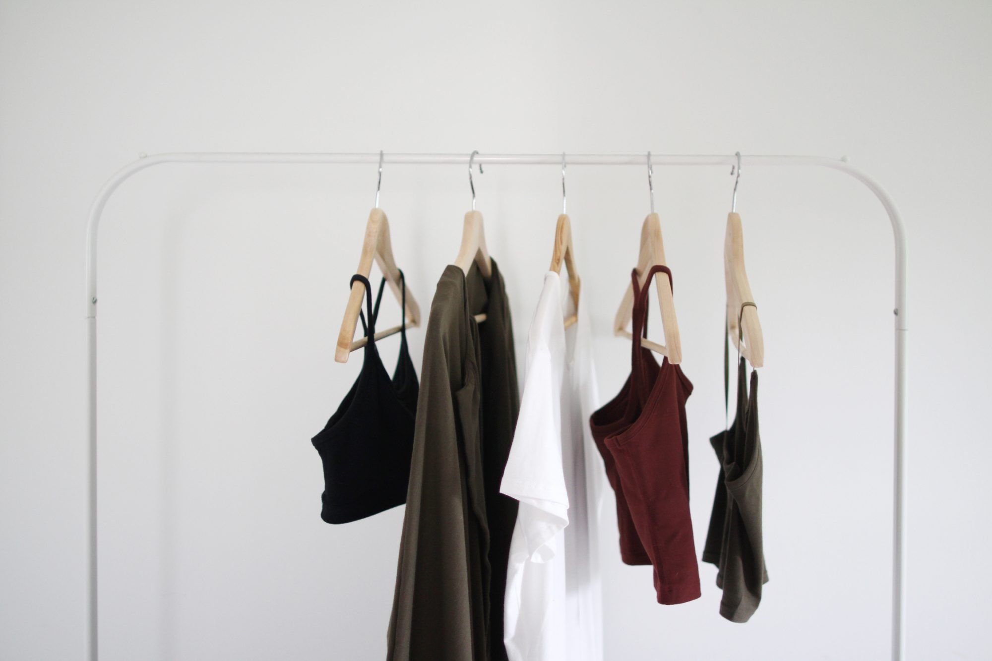 Style Bee - Summer 10x10 - Activewear Edition