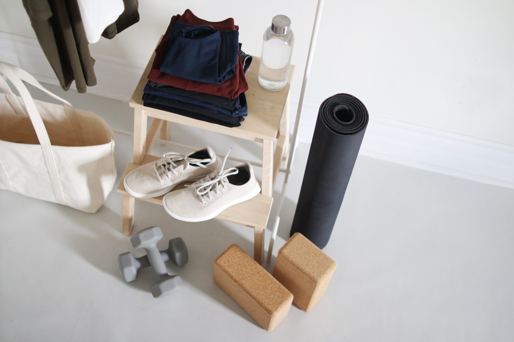 Style Bee - Summer 10x10 - Activewear Edition