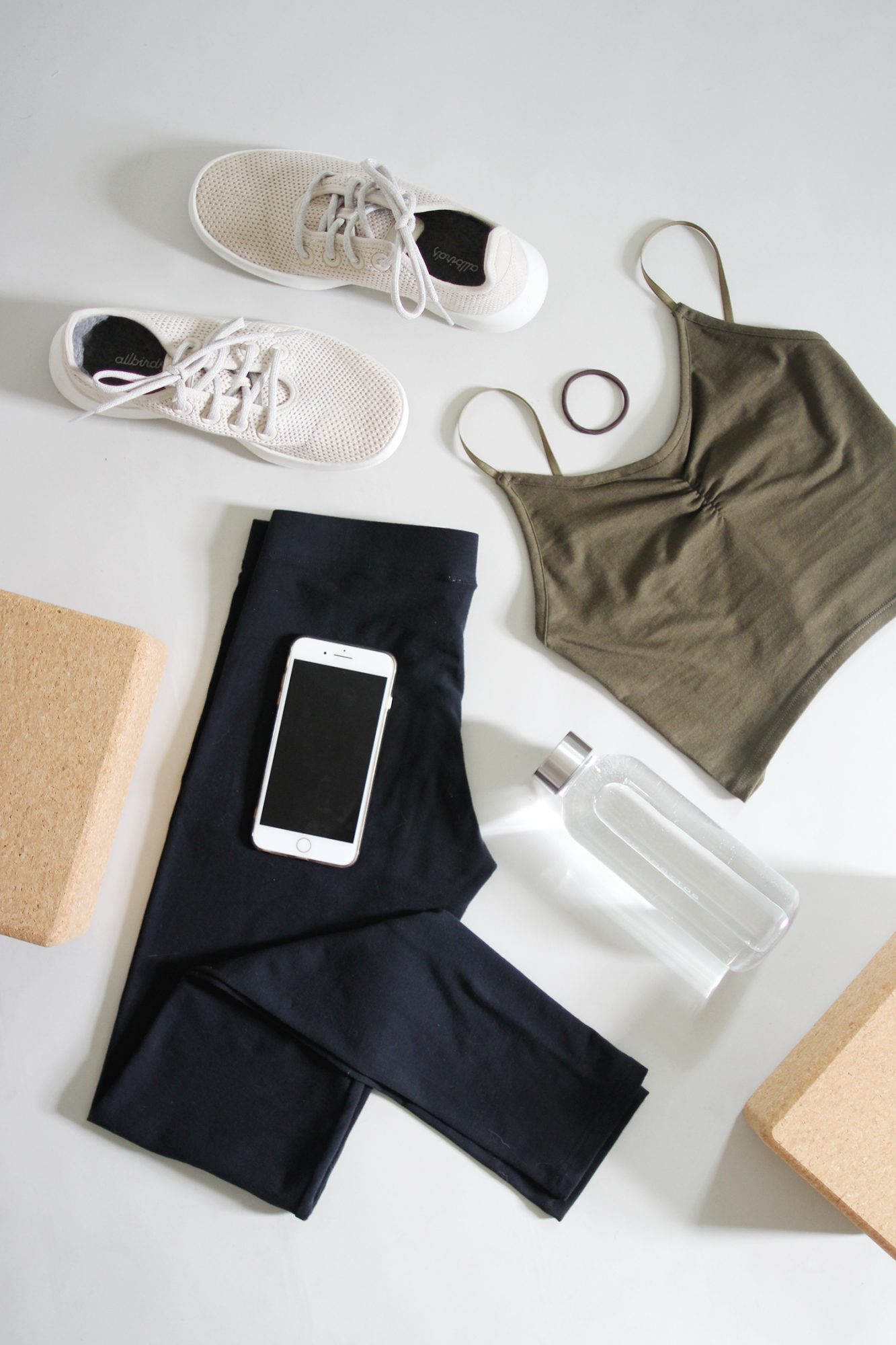Style Bee - Summer 10x10 - Activewear Edition