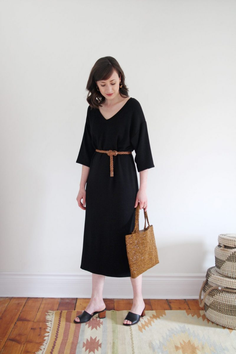 STYLE BEE - GETTING COMFY WITH CORINNE