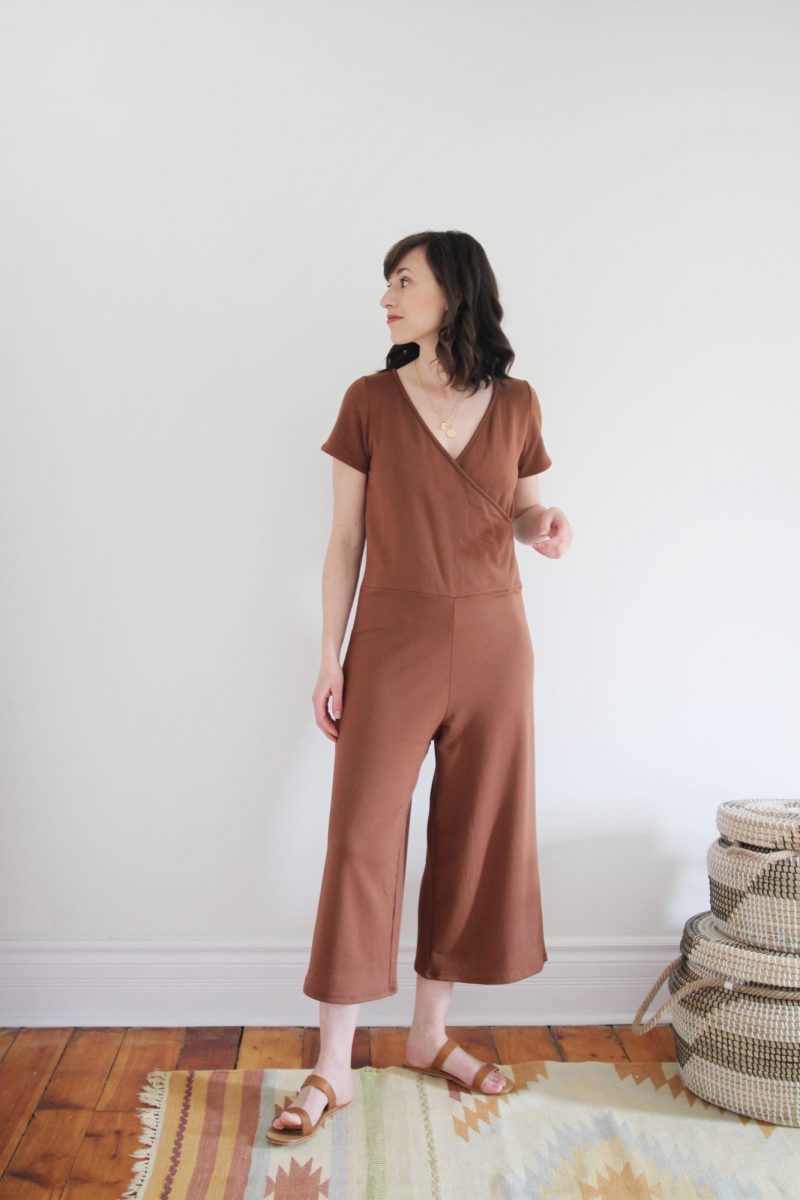 STYLE BEE - GETTING COMFY WITH CORINNE