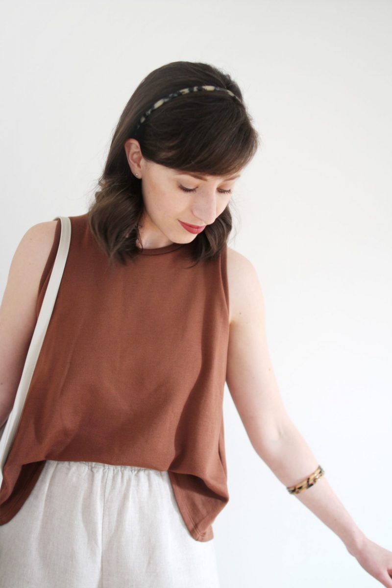 STYLE BEE - GETTING COMFY WITH CORINNE